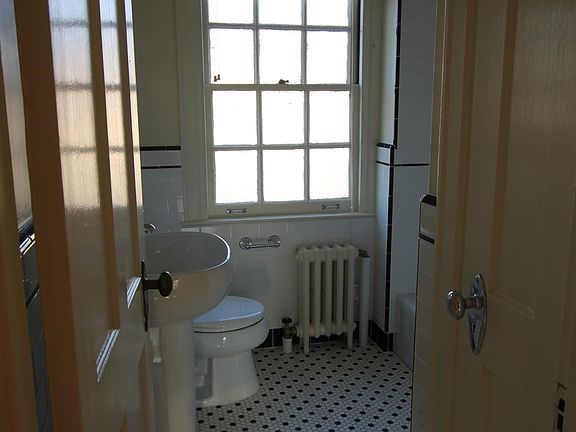 4th image of 759 Portola St APT A