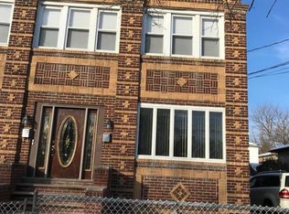207 Garretson Ave #2, Staten Island, NY 10305