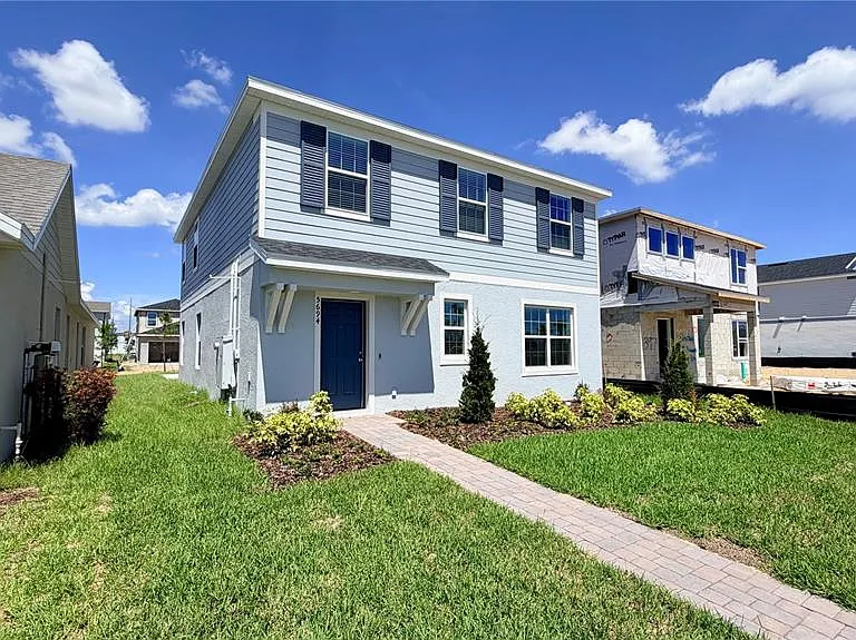 5694 Enchanted Meadow Aly #A — Photo 2