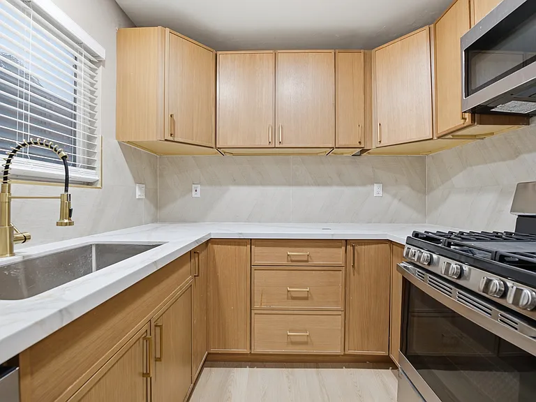 4021 Lamont St #2 — Photo 1