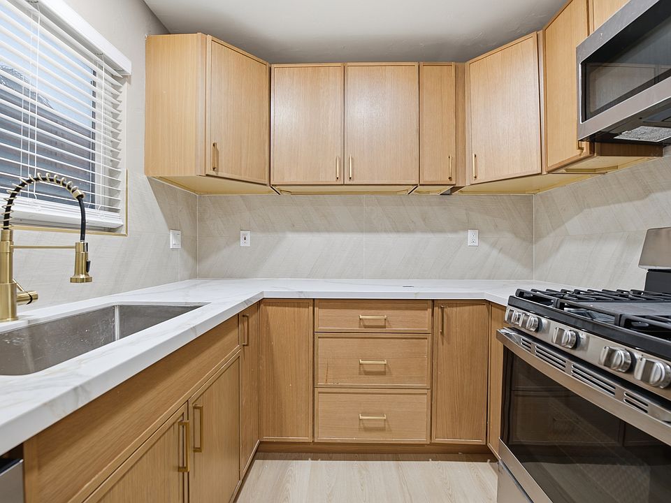 1st image of 4021 Lamont St APT 2