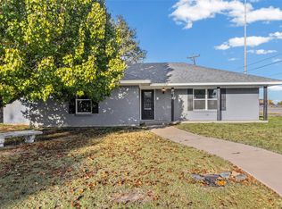 2500 Burnett Dr, Greenville, TX 75402