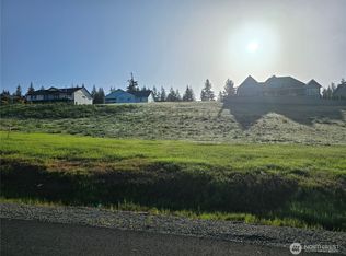 90 E Virgil Dr W, Allyn, WA 98524