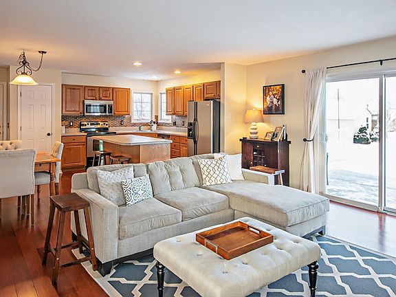 5th image of 4087 Michelle Dr