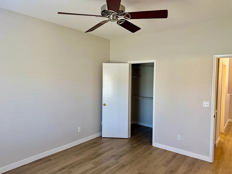 251 S Green Valley Pkwy #4011 — Photo 20