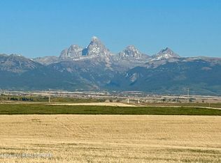 8695 Fawn Ridge Ln, Tetonia, ID 83452