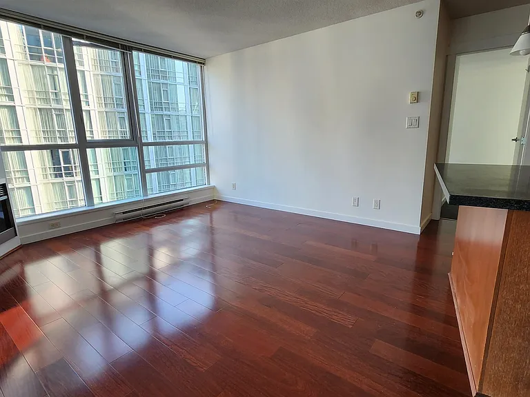 1189 Melville St #1203 — Photo 2