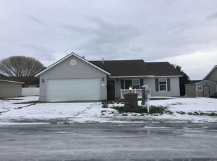 3409 Emerald Downs Ln, Pasco, WA