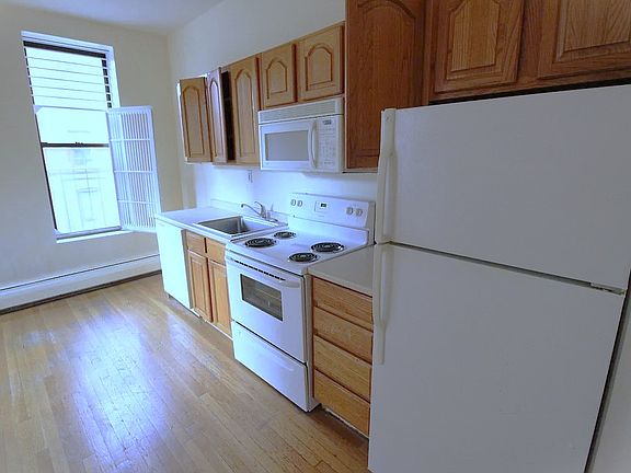 5th image of 72 W 87th St APT 3D