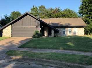 5741 S Madison Ave, Tulsa, OK 74105