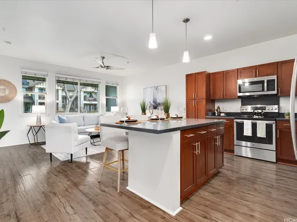 801 Kakala St APT 305, Kapolei, HI 96707