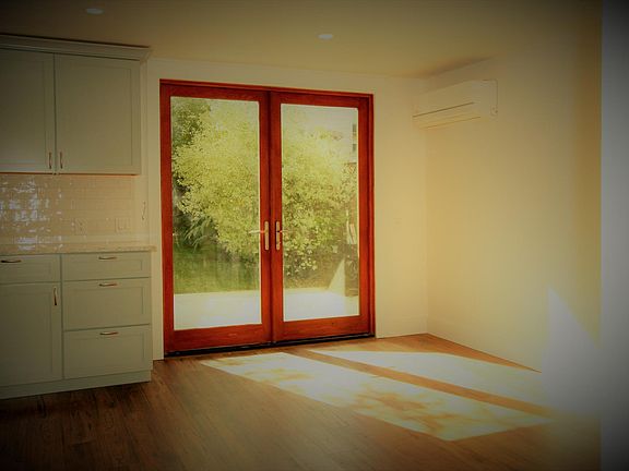 3rd image of 513 Haddon Rd
