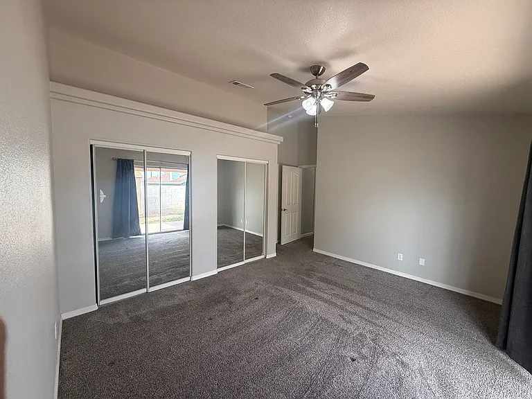 2843 Phoenix Ave — Photo 7