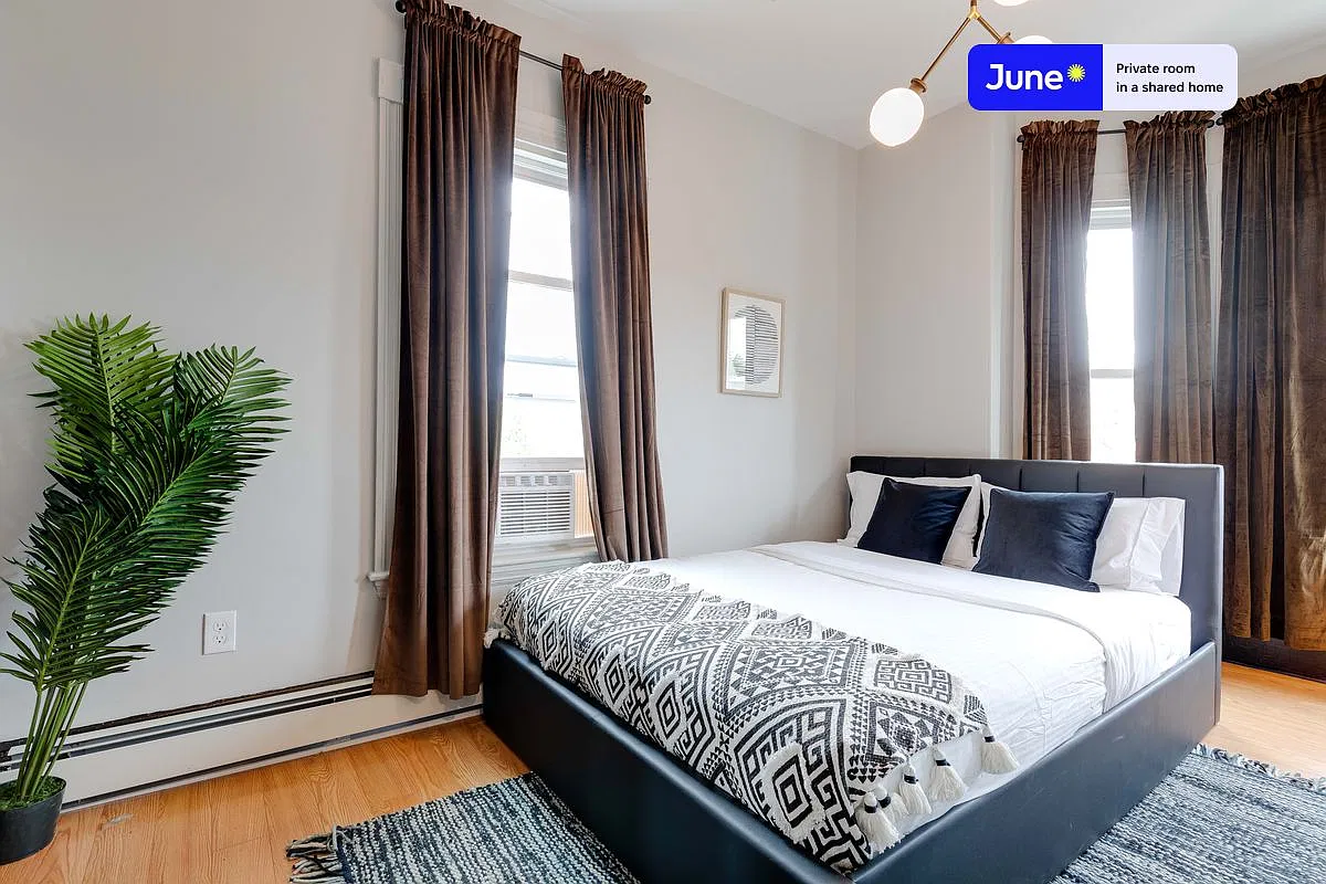114 Boston St — Photo 1