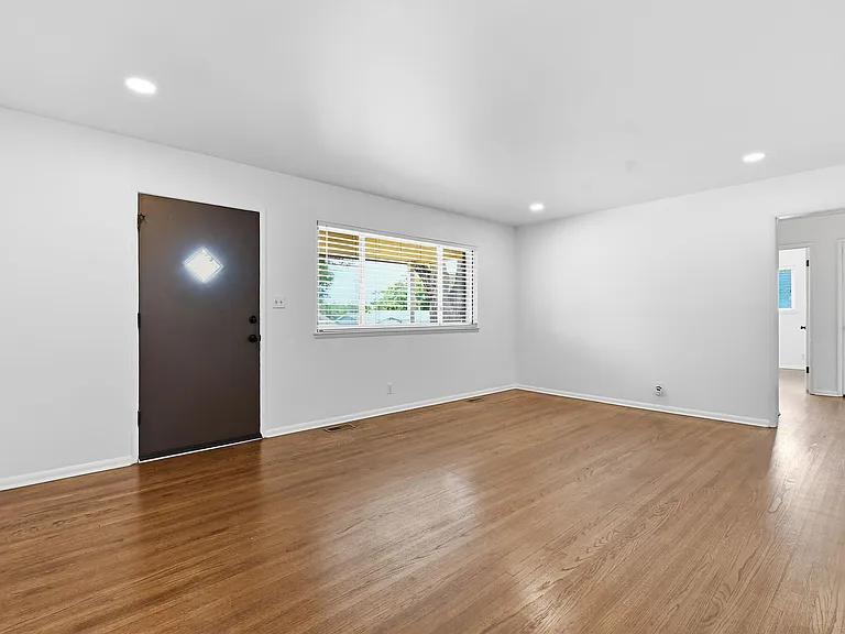 7610 E 21st Pl — Photo 7
