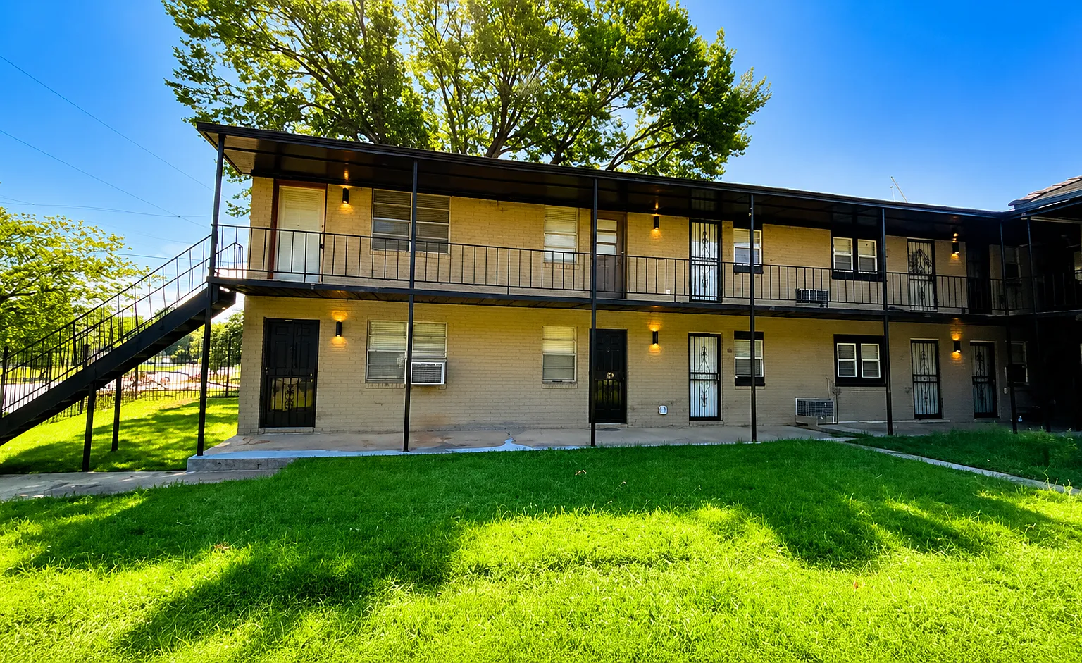2 bed, $625 — Photo 1