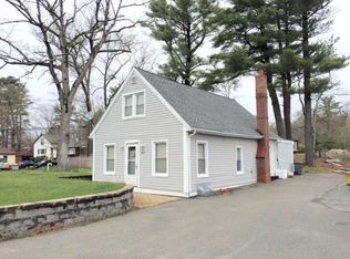 303 N Main St, Middleton, MA 01949