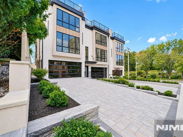 474 Palisades Boulevard, Fort Lee, NJ 07024