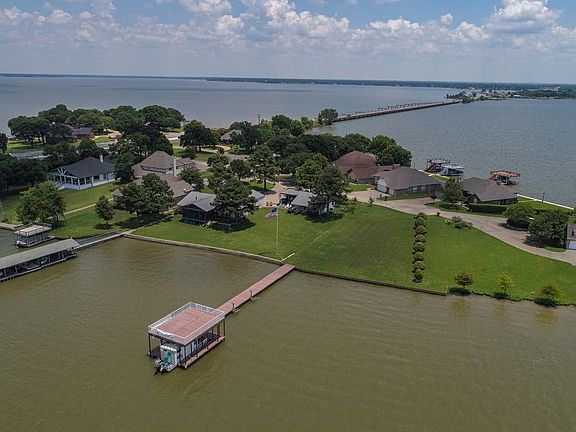 5th image of 125 Peninsula Crossing Dr