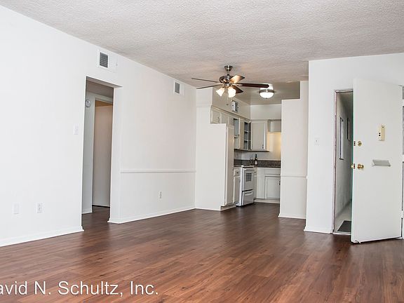 5th image of 195 S Wilson Ave APT 2