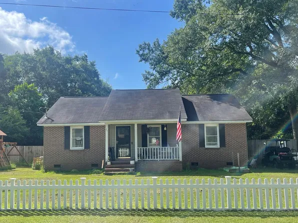 51 Edgewood Dr, Ellaville, GA 31806