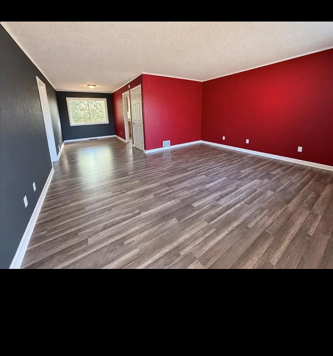 4 bed, 1916 sqft, $2,150 — Photo 1