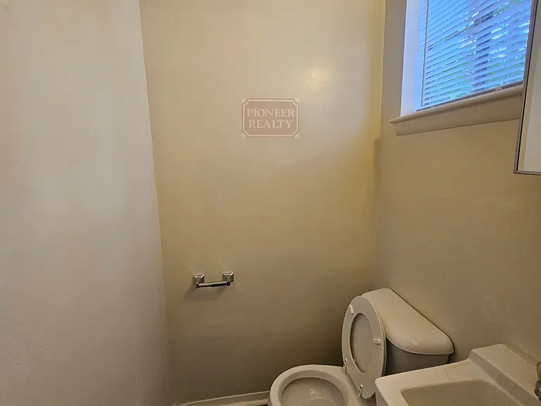 1919 Repp Ct — Photo 13