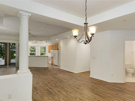 5th image of 21524 Taft Ct Unit 103