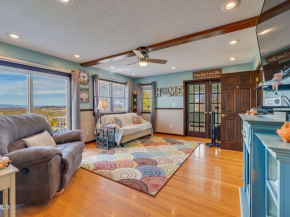 29th image of this home