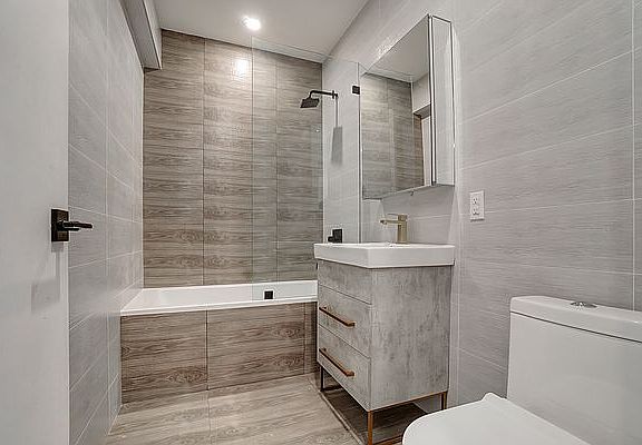 4th image of 324 E 116th St #1E
