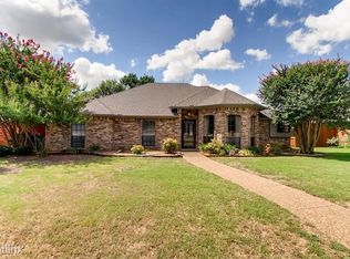 902 Spring Brook Dr, Allen, TX 75002
