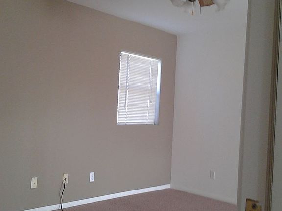 4th image of 10236 McClemont Ave APT C