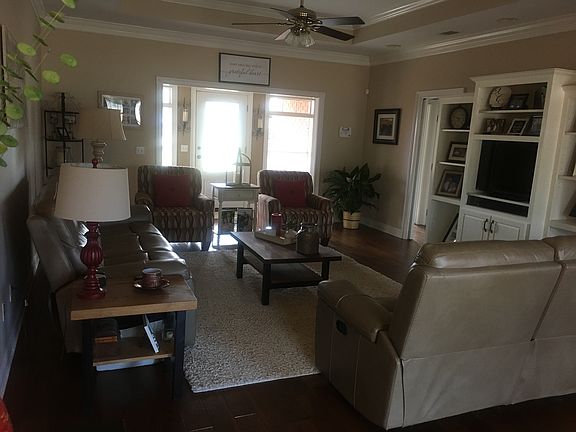 Large family room 