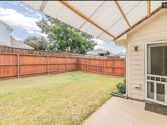 4th image of 210 Madisson Dr