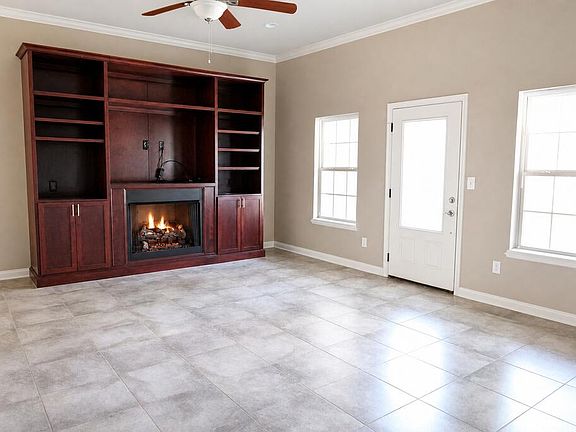 5th image of 3434 Garrett Ln