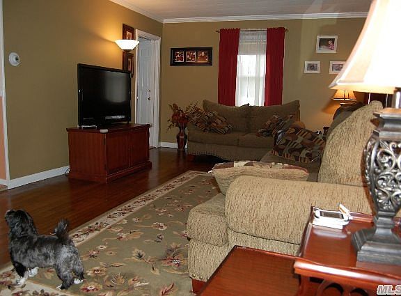 5th image of 166 Ontario Ave