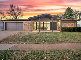 4803 Laketon Ct, Saint Louis, MO 63128