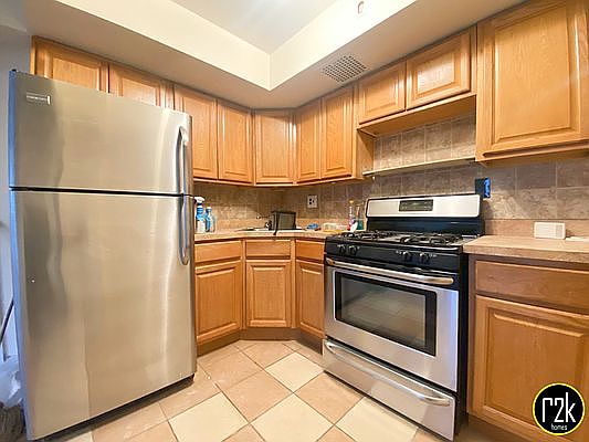 4th image of 20-39 49th St #3