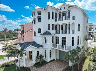 104 Bonaire Ln, Bonita Springs, FL 34134