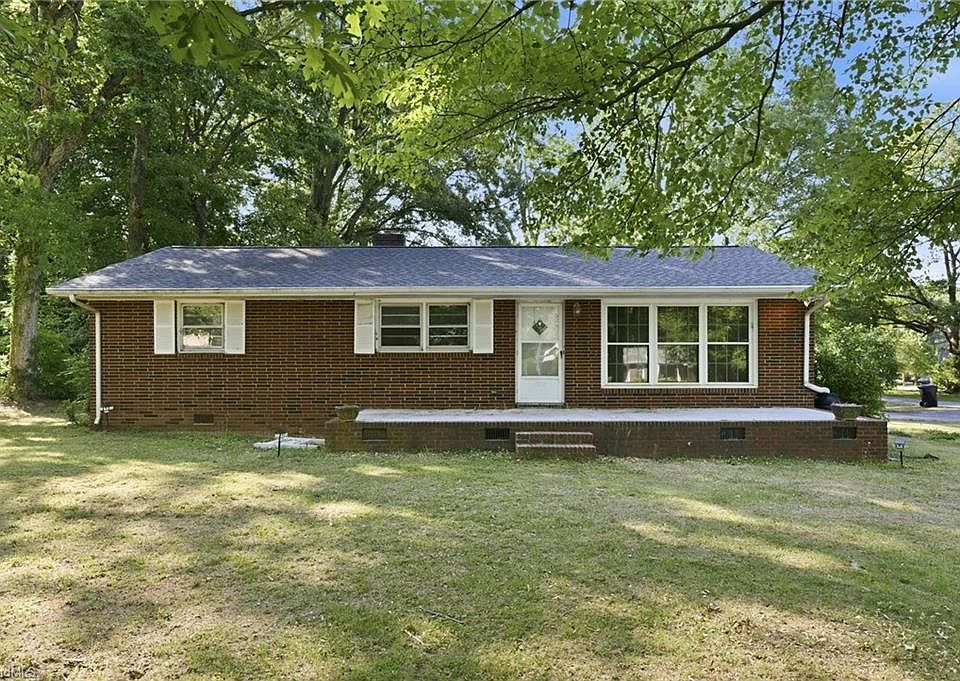 1st image of 2638 Catherine Dr