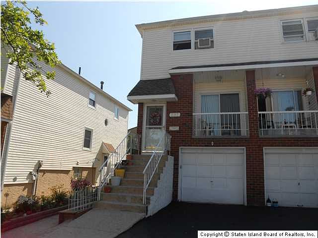1st image of 237 Brookfield Ave