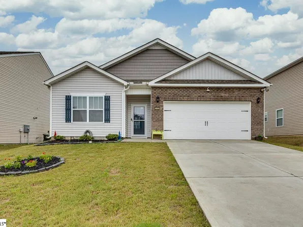 305 Bonifay Dr, Fountain Inn, SC 29644
