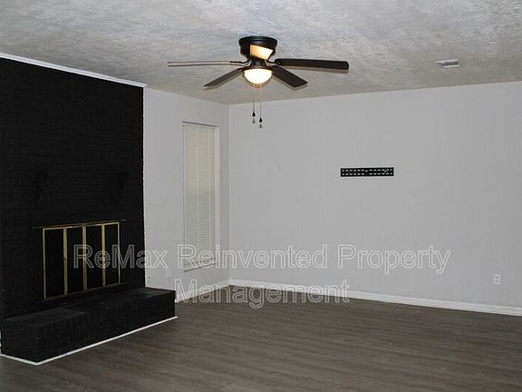 4th image of 3109 Jennifer Ct