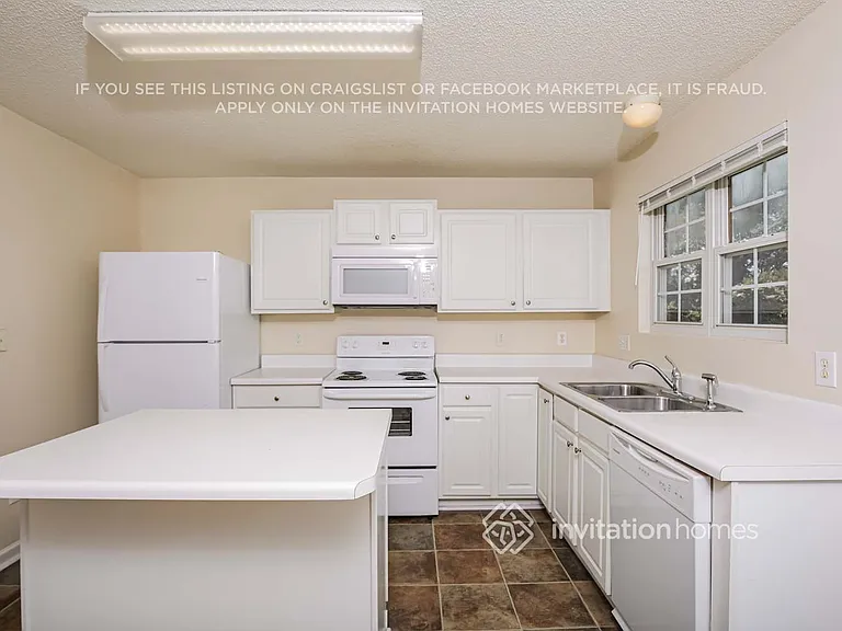 3005 Tuckland Dr — Photo 8