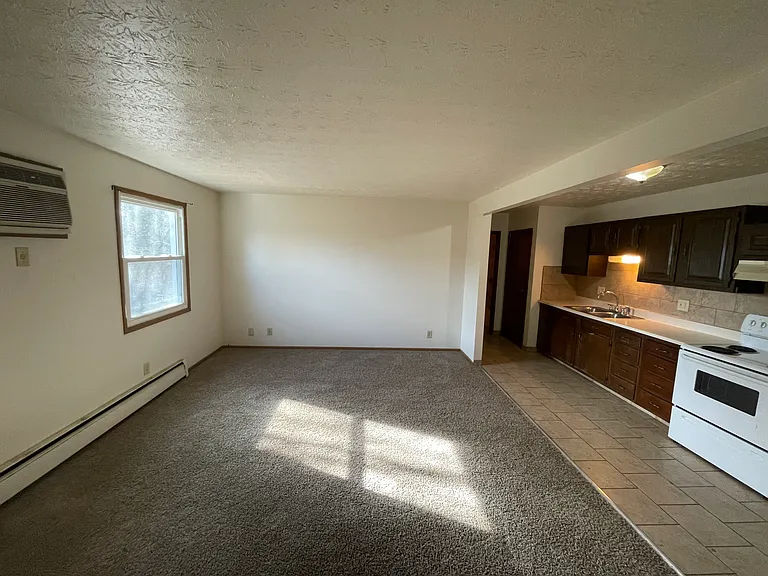 5-4213 Burkey Rd #5 — Photo 4