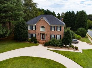 4308 3rd Street Pl NW, Hickory, NC 28601