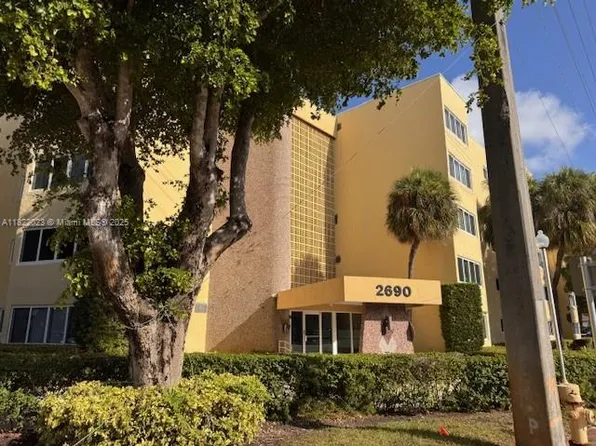 2690 SW 22nd Ave APT 501, Miami, FL 33133