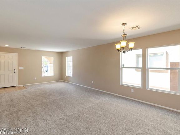 4th image of 224 Stagecoach Flats Ave