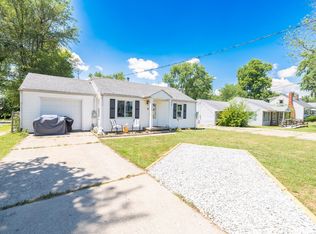 111 Stahl Ave, Washington, IL 61571
