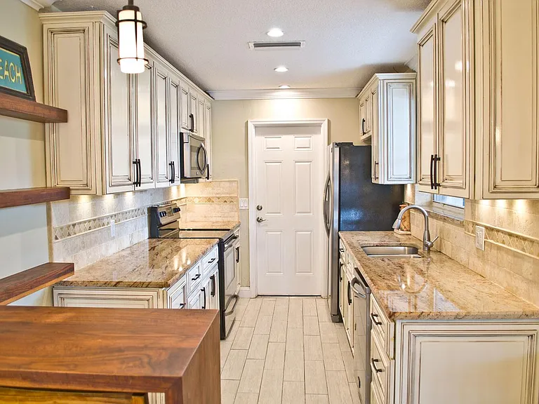 922 Turner Rd — Photo 5